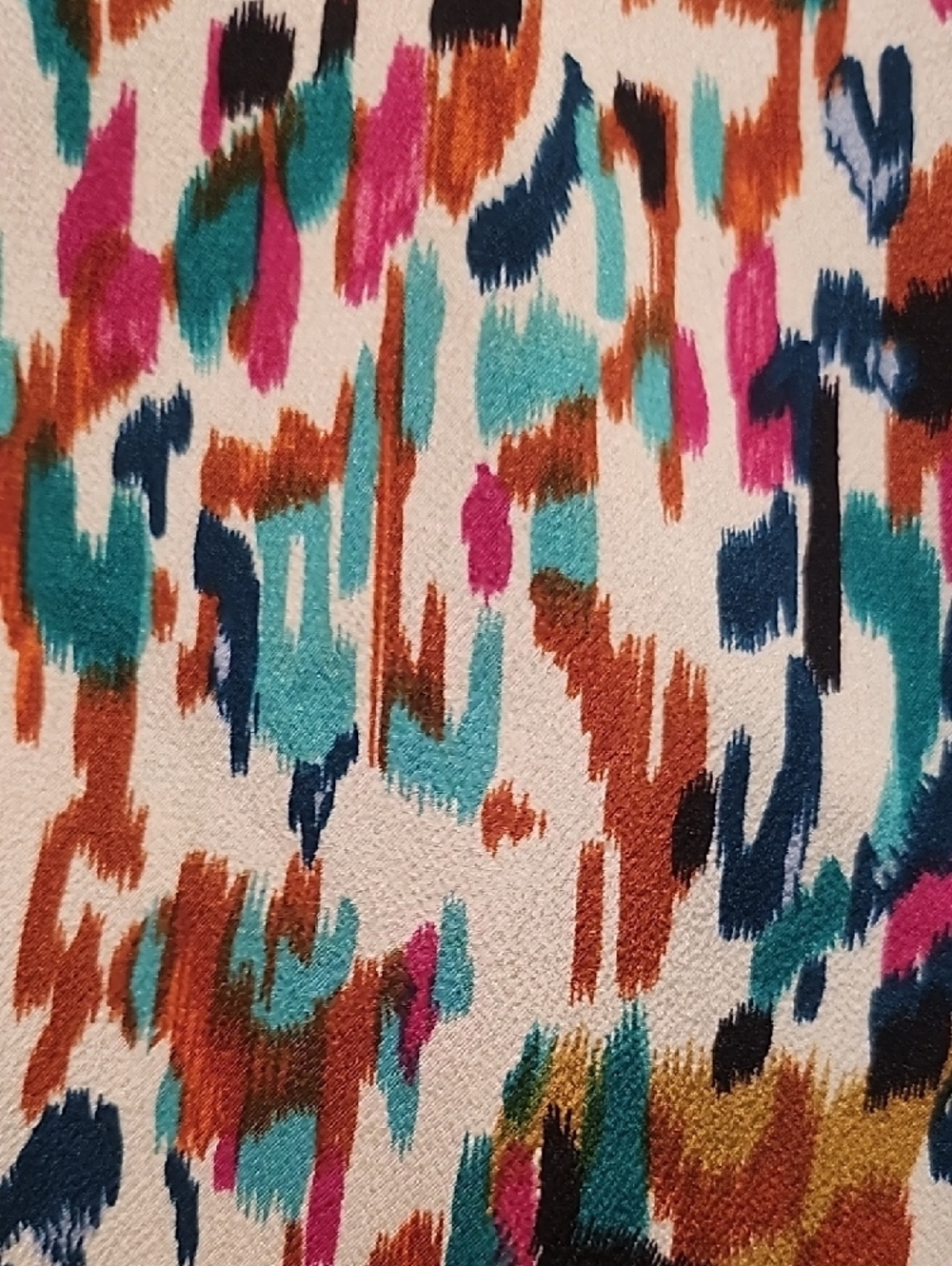 entro Multi-Color Abstract Print Blouse - Picture 3 of 6